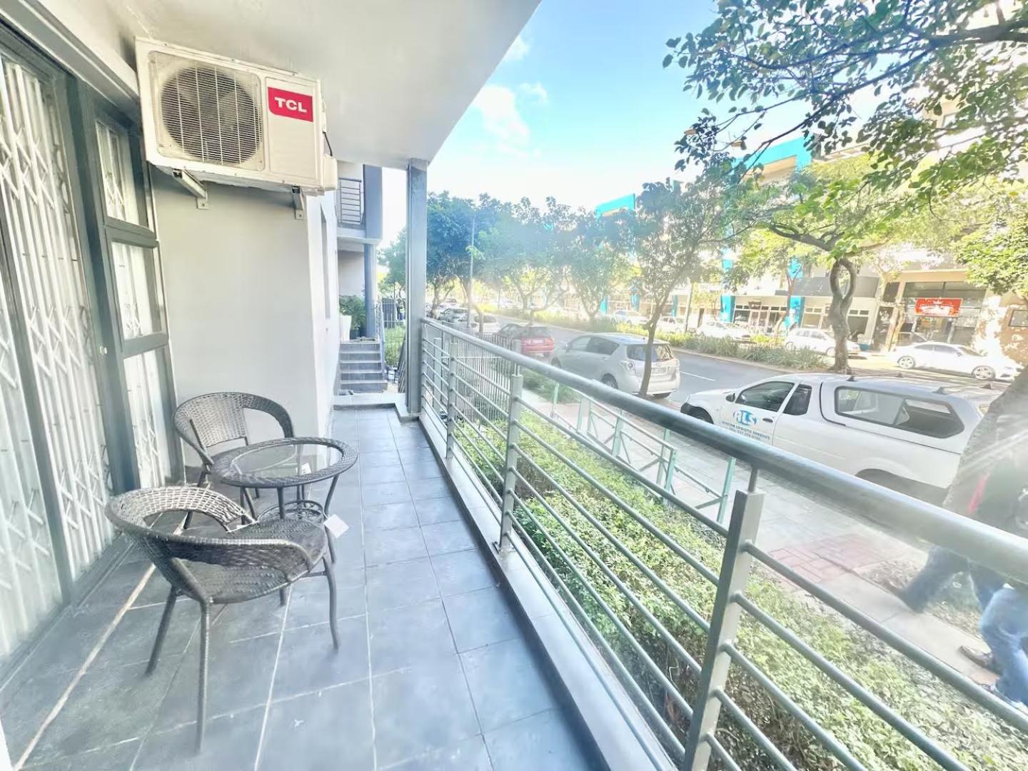 Stunning 2 Bed - Rooftop Braai Area - Sunset Views Durban Exterior foto